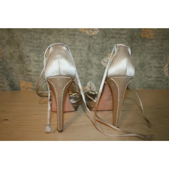 New BCBG Max Azria Champagne Gold Satin Fabric Strappy Heels 10 - Picture 4 of 5